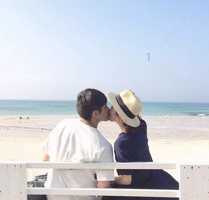探索佛教里讲女性来例假了能去扫墓吗,畅享红迪网的精彩世界